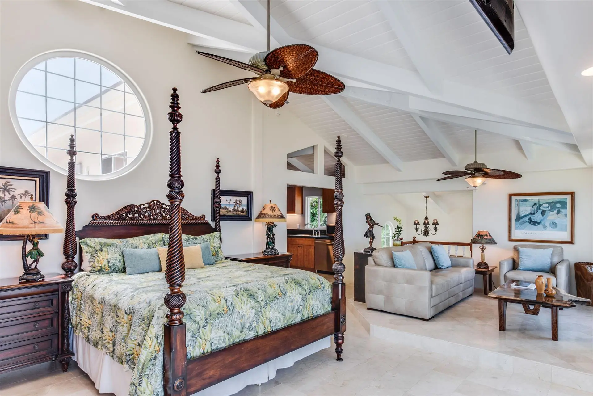 Master suite at Moana Makai