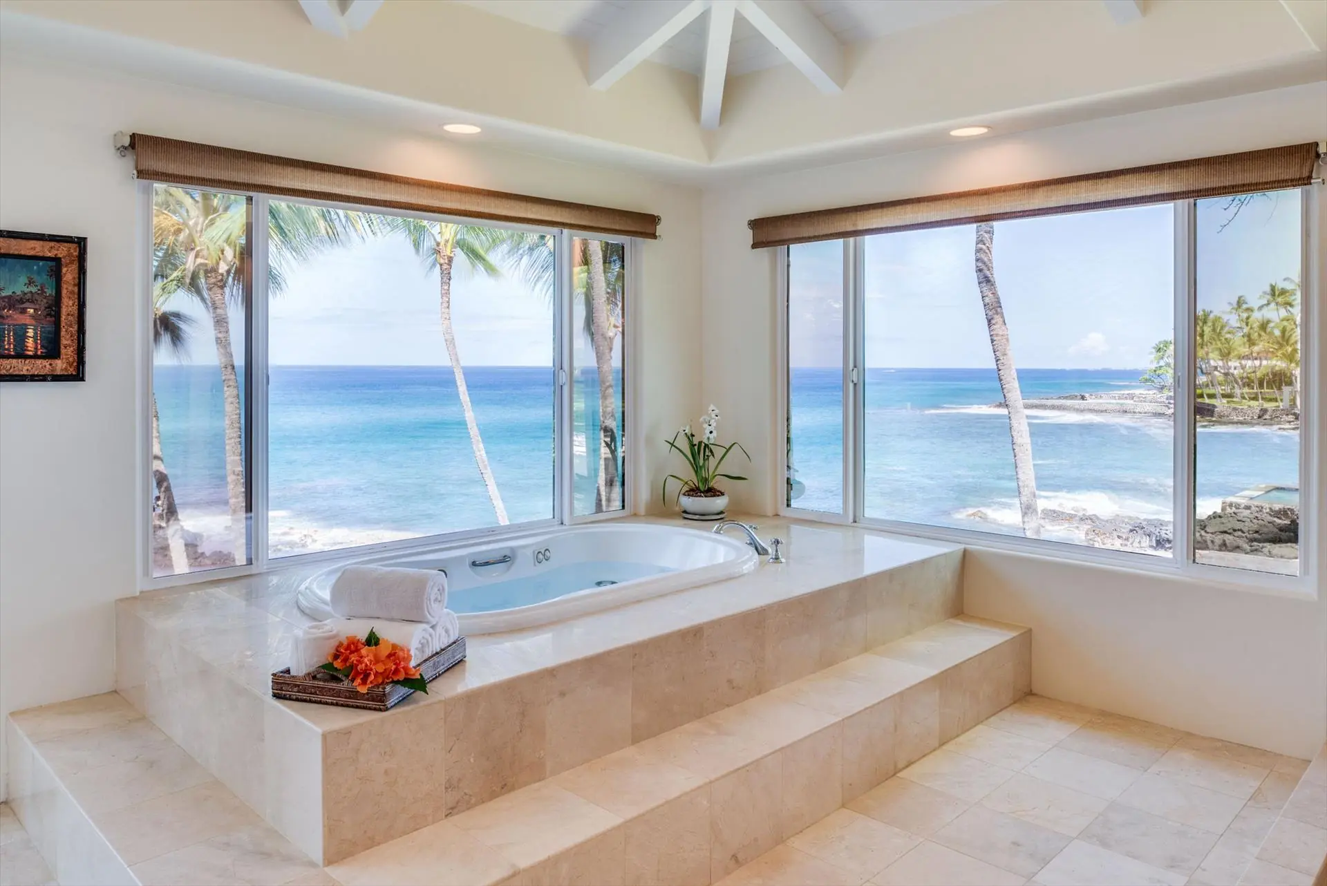 Master bath at Moana Makai