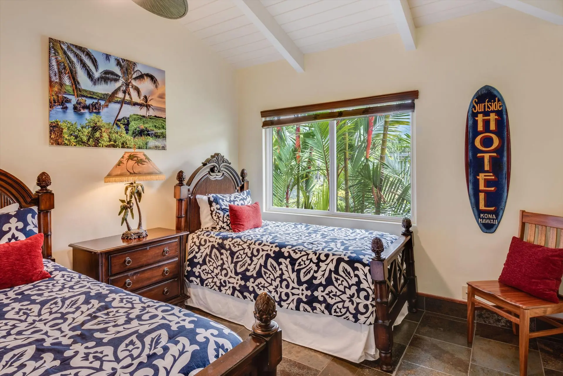 Twin bedroom at Moana Makai